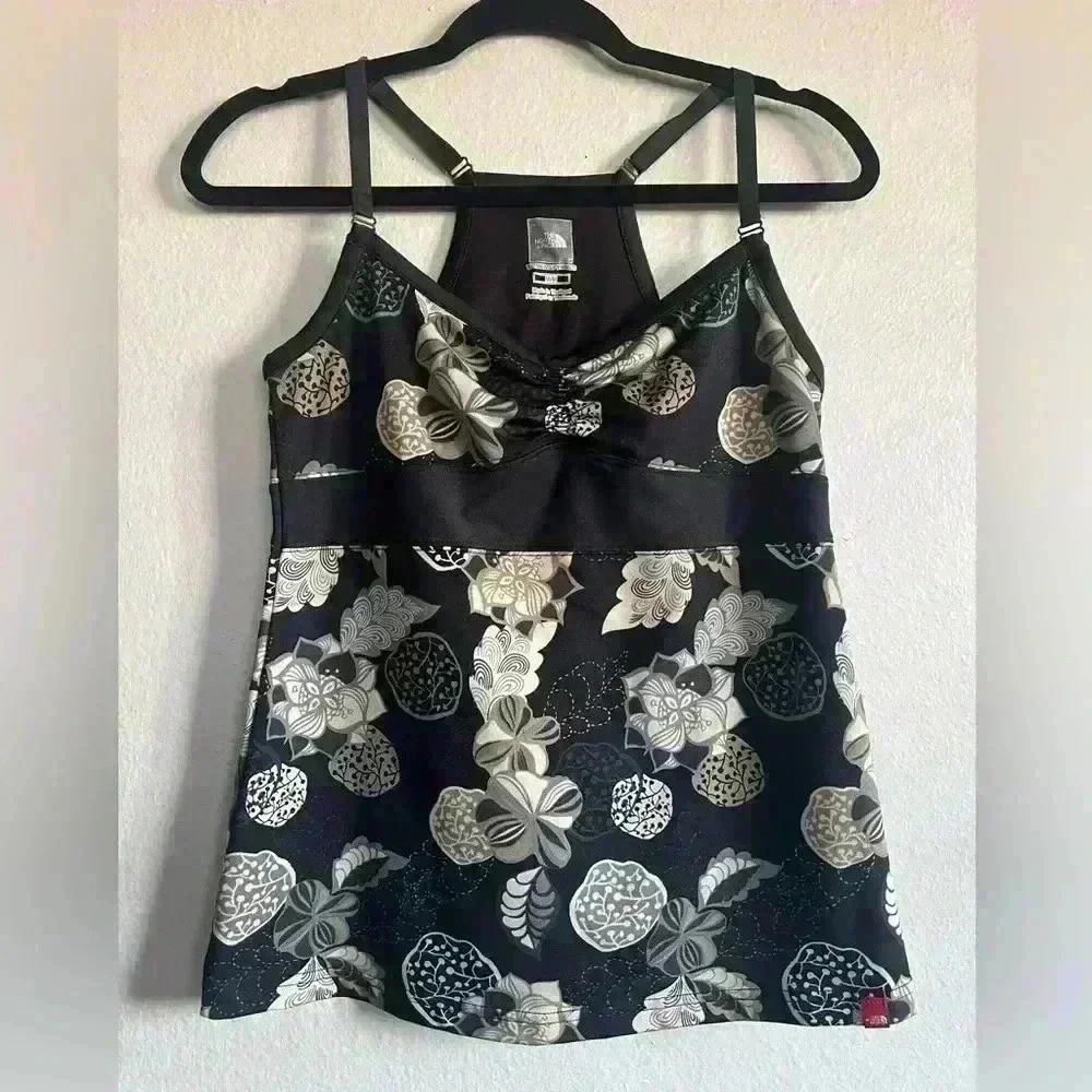 The North Face Medium Womens Vapor Wick Racerback Camisole Top Shirt Black